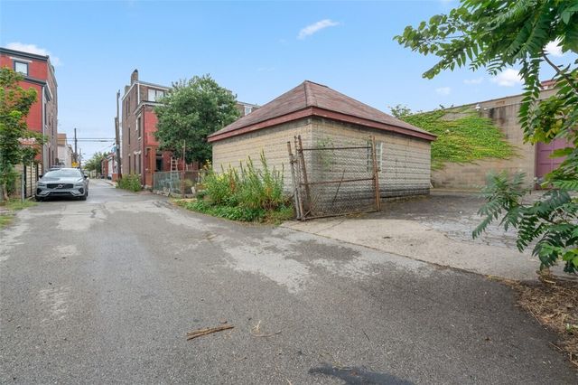 4745 Modoc, Lawrenceville, PA 15201