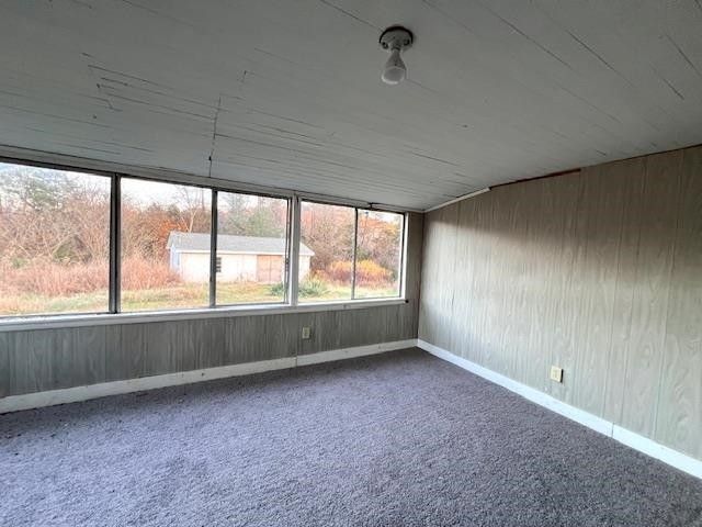 5388 MORRISON CREEK RD, Clifton, TN 38425