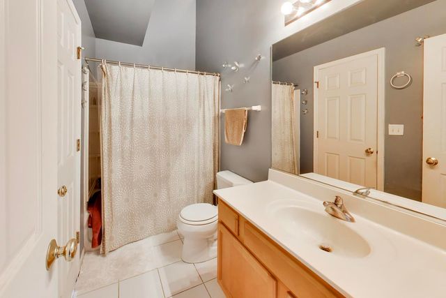 1276 SHAMROCK Lane, Pingree Grove, IL 60140