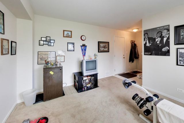 1276 SHAMROCK Lane, Pingree Grove, IL 60140