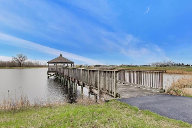 1276 SHAMROCK Lane, Pingree Grove, IL 60140