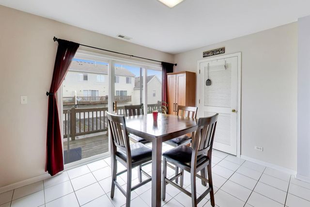 1276 SHAMROCK Lane, Pingree Grove, IL 60140