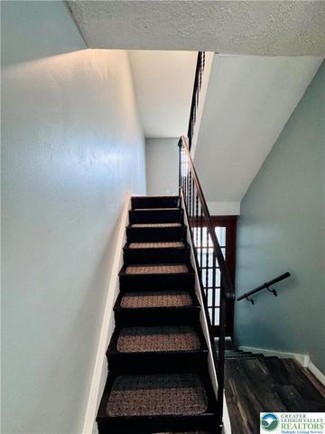 402 South Bradford Street, Allentown City, PA 18109