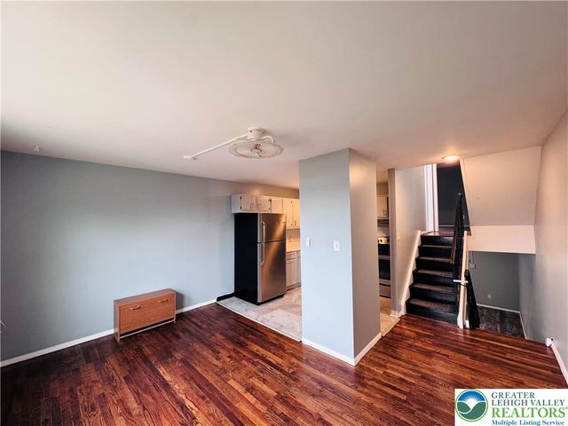 402 South Bradford Street, Allentown City, PA 18109