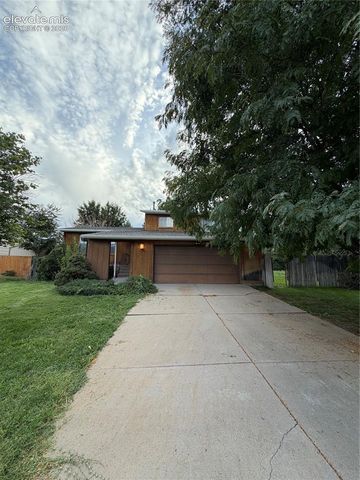 23 Ironweed Drive, Pueblo, CO 81001