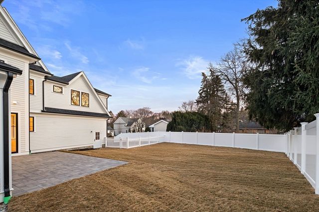 5 Hazel Lane, Needham, MA 02494