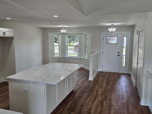 6285 ARLINGTON Drive, Swartz Creek, MI 48473