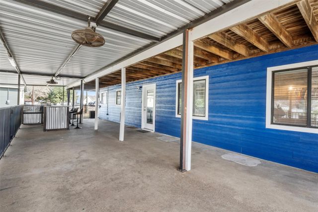 374 Harbor View Drive, Livingston, TX 77351