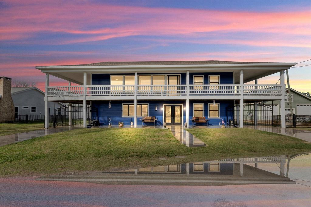 374 Harbor View Drive, Livingston, TX 77351