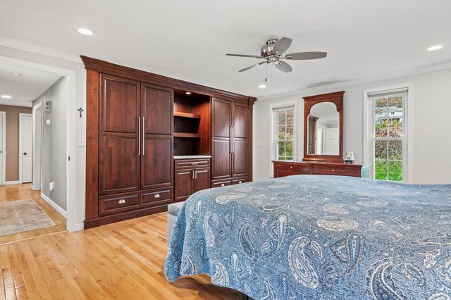 3 Hillside Road, Windham, NH 03087