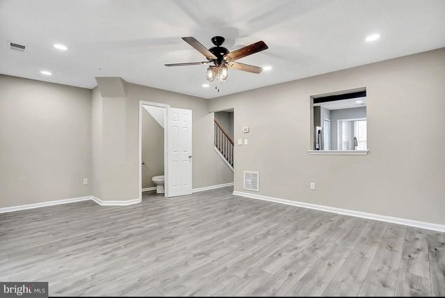 20137 DANIELS CIR, Hagerstown, MD 21742