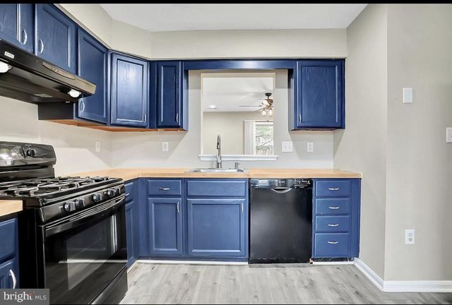 20137 DANIELS CIR, Hagerstown, MD 21742