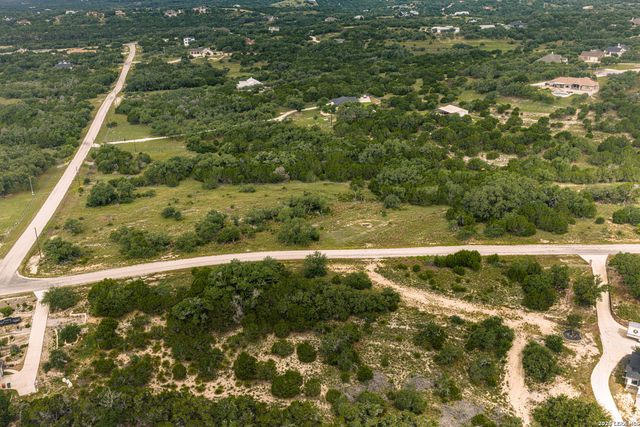 563 Abodar Trl, Spring Branch, TX 78070