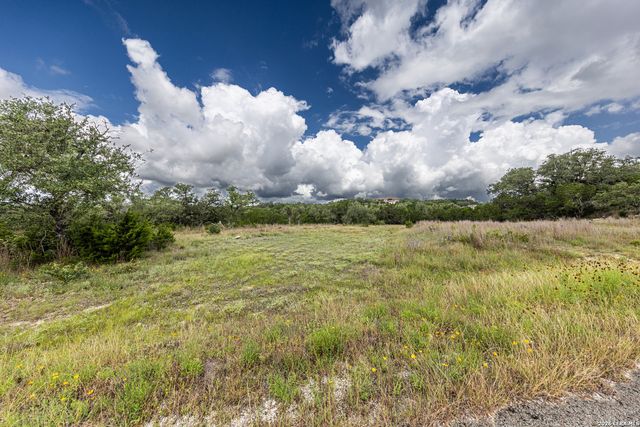 563 Abodar Trl, Spring Branch, TX 78070