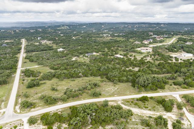 563 Abodar Trl, Spring Branch, TX 78070