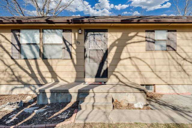 103 E Eric Dr, Walton, KS 67151