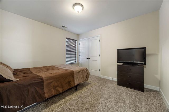 8027 Switzer Drive, Southaven, MS 38671