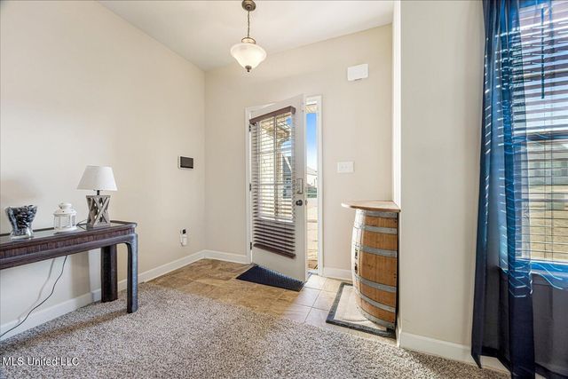 8027 Switzer Drive, Southaven, MS 38671