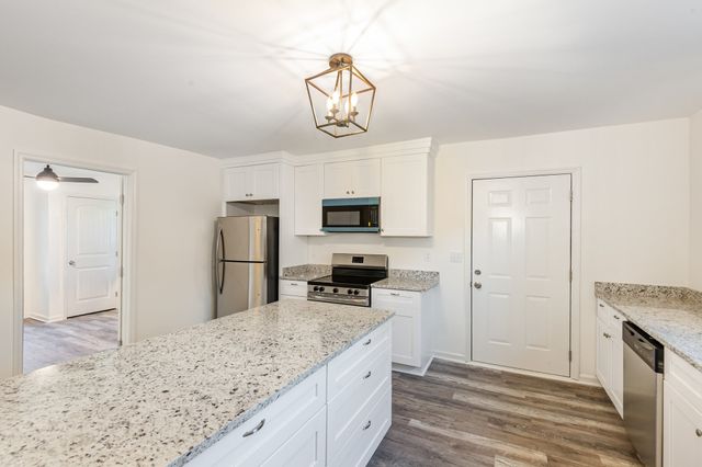 504 Hartsville Pike, Lebanon, TN 37087