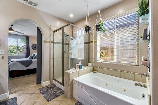 3522 W Elowin Avenue, Visalia, CA 93291