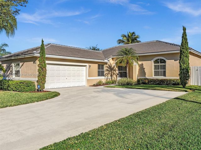 19033 NW 23rd Ct, Pembroke Pines, FL 33029