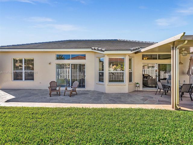 19033 NW 23rd Ct, Pembroke Pines, FL 33029