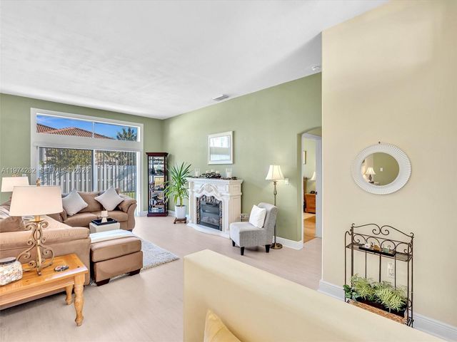 19033 NW 23rd Ct, Pembroke Pines, FL 33029