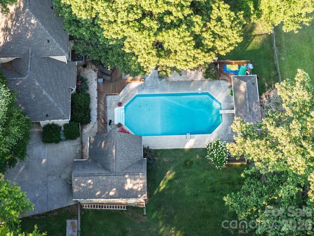 103 Chateau Drive, Gastonia, NC 28056