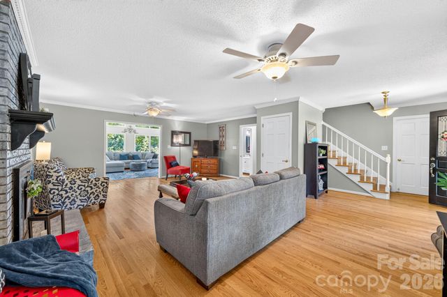 103 Chateau Drive, Gastonia, NC 28056