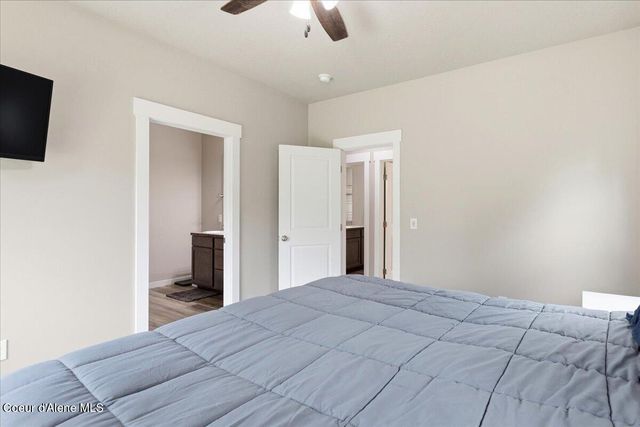 5109 W Jefferson ST, Spirit Lake, ID 83869