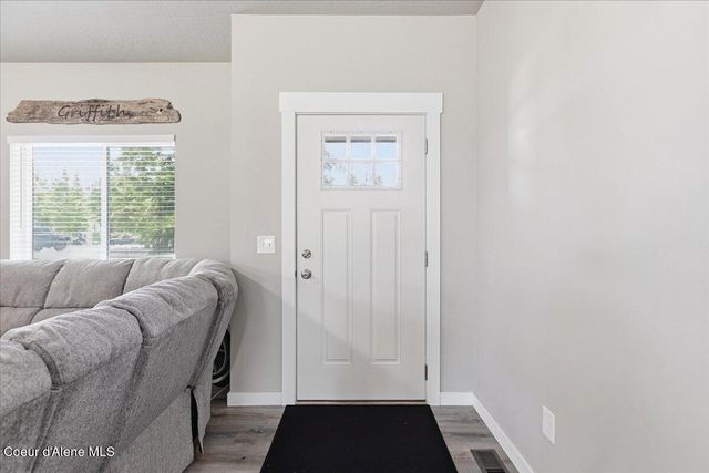 5109 W Jefferson ST, Spirit Lake, ID 83869