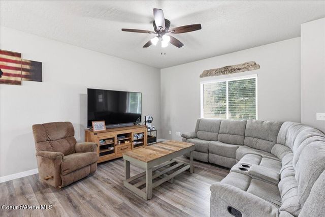 5109 W Jefferson ST, Spirit Lake, ID 83869