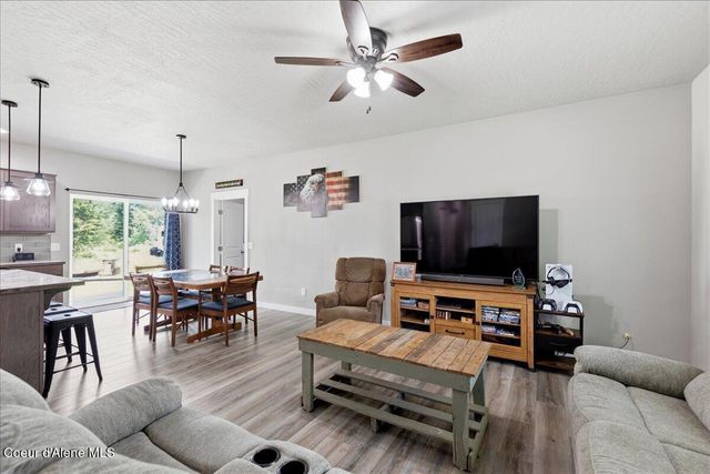 5109 W Jefferson ST, Spirit Lake, ID 83869
