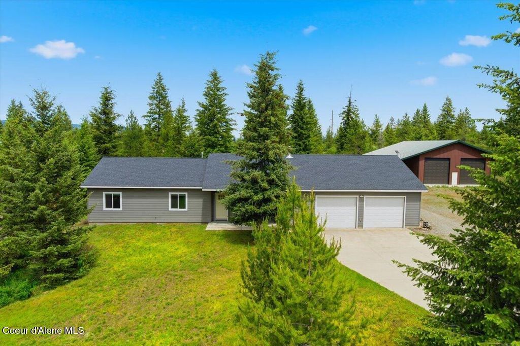 5109 W Jefferson ST, Spirit Lake, ID 83869