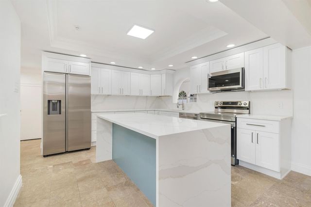 3517 N Flagler Drive, West Palm Beach, FL 33407