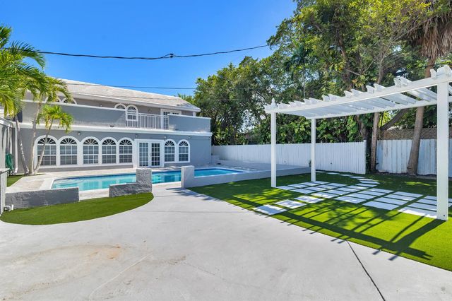 3517 N Flagler Drive, West Palm Beach, FL 33407