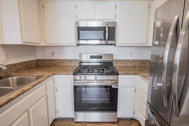 420 Stoney Point Way 113, Oceanside, CA 92058