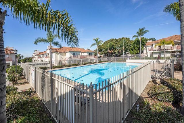 420 Stoney Point Way 113, Oceanside, CA 92058