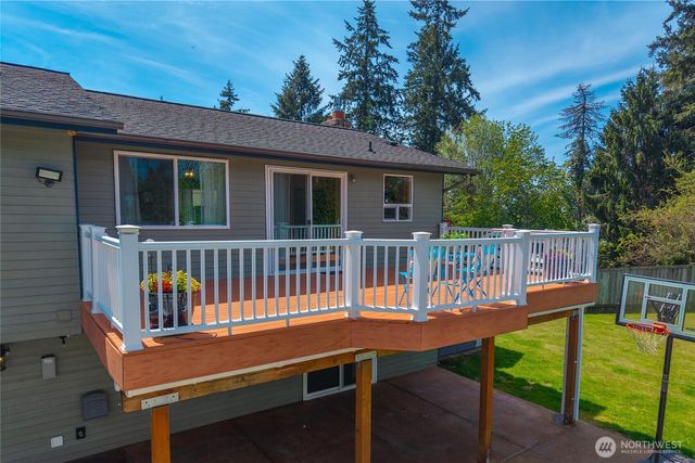 12202 SE 218th Court, Kent, WA 98031