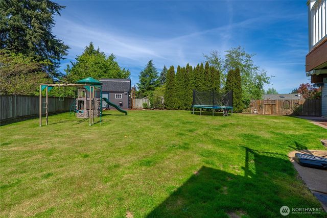 12202 SE 218th Court, Kent, WA 98031