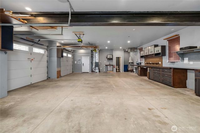 12202 SE 218th Court, Kent, WA 98031