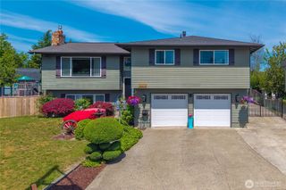 12202 SE 218th Court, Kent, WA 98031