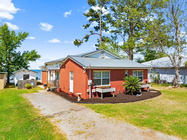 2554 Bay Grove Road, Freeport, FL 32439