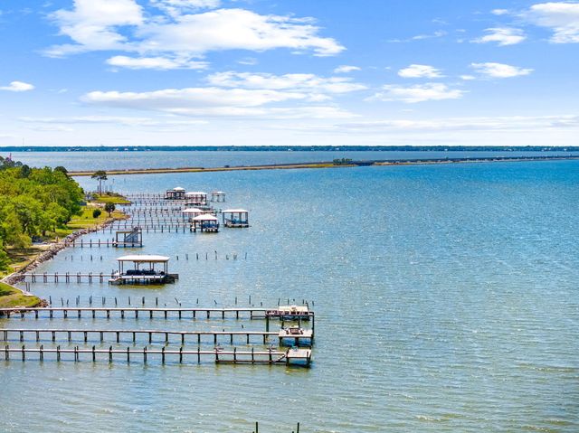 2554 Bay Grove Road, Freeport, FL 32439
