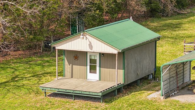 1289 Old Hopewell Rd, Castalian Springs, TN 37031