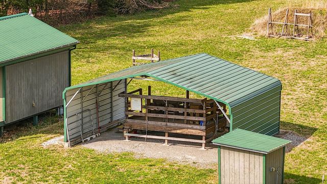 1289 Old Hopewell Rd, Castalian Springs, TN 37031