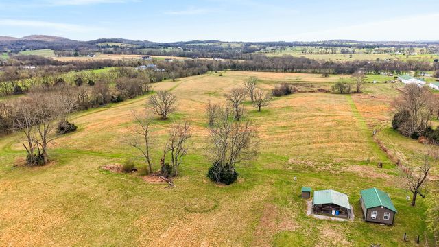 1289 Old Hopewell Rd, Castalian Springs, TN 37031
