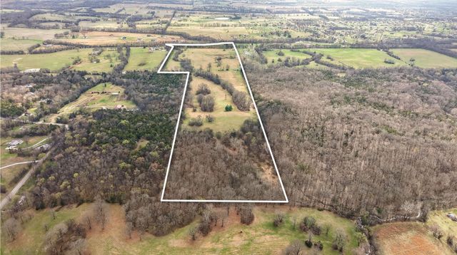 1289 Old Hopewell Rd, Castalian Springs, TN 37031