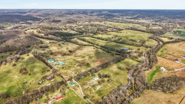 1289 Old Hopewell Rd, Castalian Springs, TN 37031