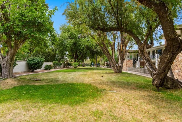 5226 N 20th Street B1, Phoenix, AZ 85016